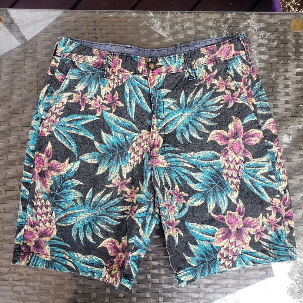 MENS GEORGE HAWAIIAN PRINT CHINO SHORTS - WAIST 32
